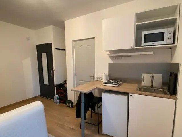 Beau studio meublé 17m² rénové et lumineux