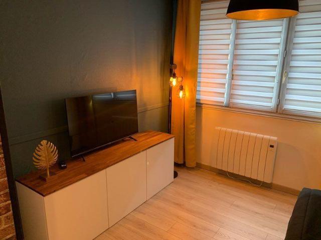 Beau studio meublé 17m²