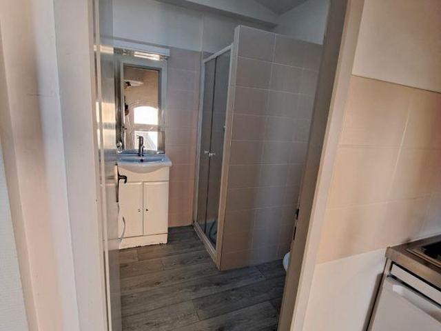 Beau studio meublé 17m²