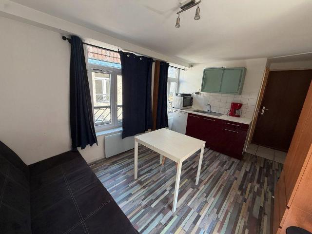 Beau studio meublé 18 m² à Gambetta