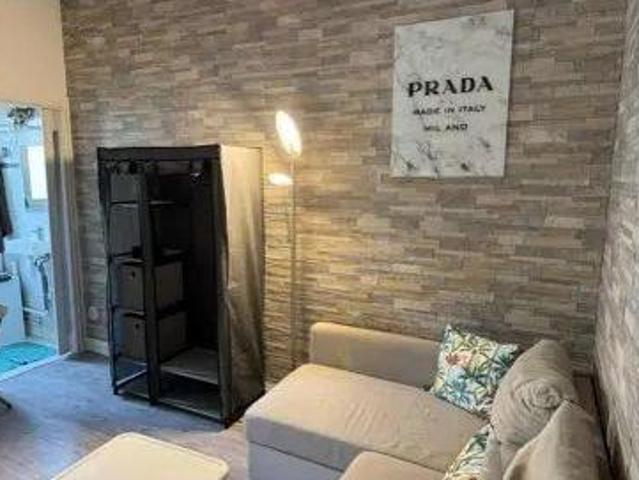 Beau studio meublé 18m² bien situé