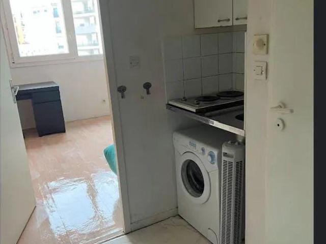 Beau studio meublé 18m² Villeurbanne La Doua