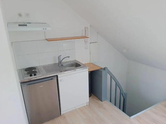 Beau studio meublé 18m²