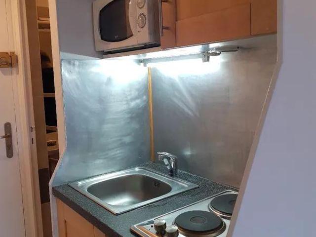 Beau Studio meublé 19m2 avenue d'Ares