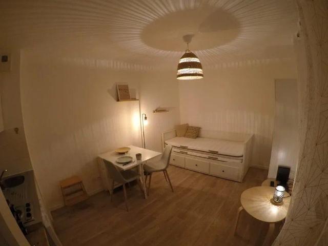 Beau studio meublé 19m² proche Gare Sud
