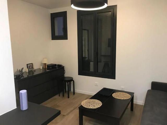 Beau studio meublé 20m² refait tout équipé