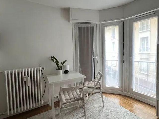 Beau studio meublé 20m² Saint Germain en Laye