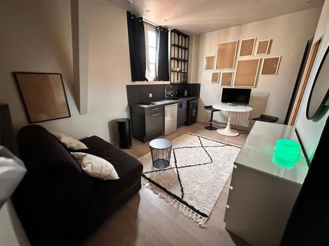 Beau studio meublé 21m²