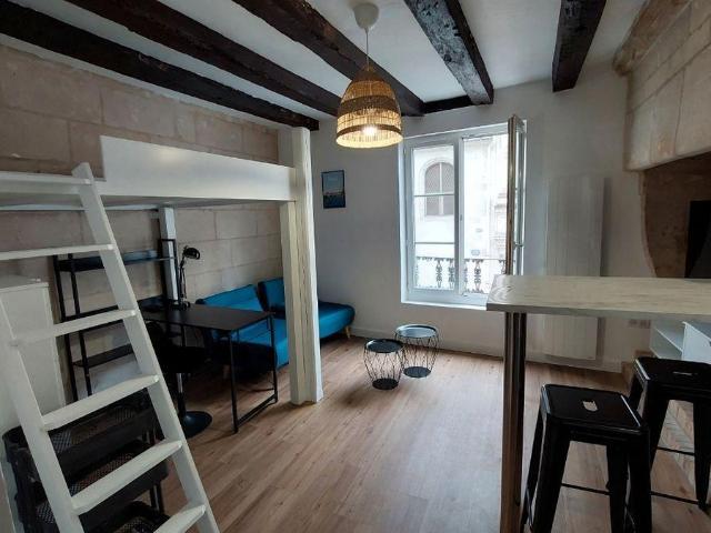 Beau studio meublé 21m²
