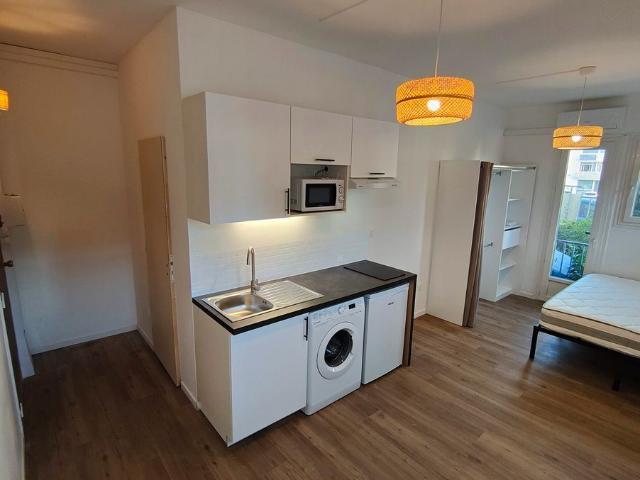 Beau studio meublé 21m²