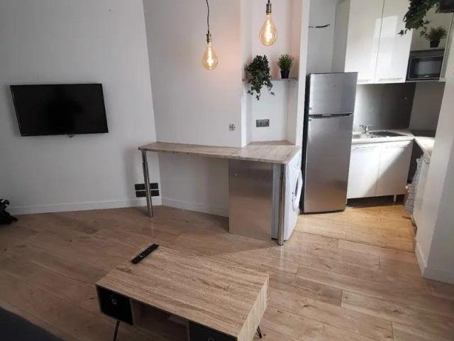 Beau studio meublé 22m² à Ivry idéal étudiant e