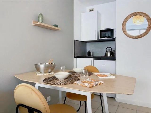 Beau studio meublé 22m² rue Brisout de Barneville