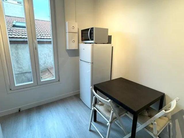 Beau studio meublé 22m²
