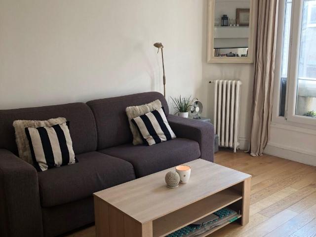 Beau studio meublé 24m² à Paris 16