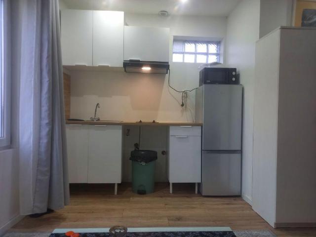 Beau studio meublé 24m²