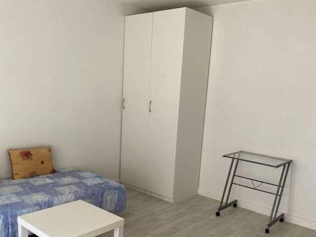 Beau studio meublé 24m²