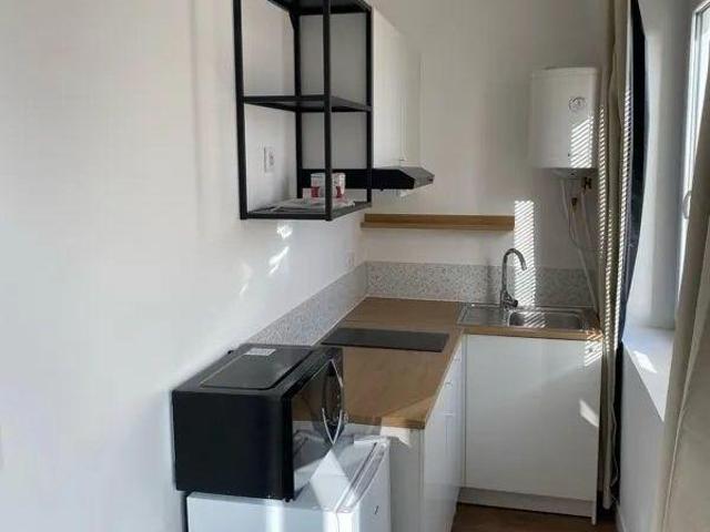 Beau studio meublé 25m² avec cave et parking