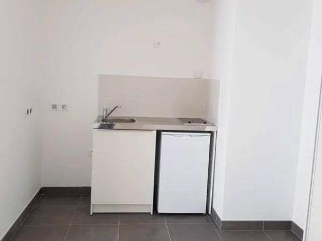Beau studio meublé 25m² avec terrasse 10m² Pinel