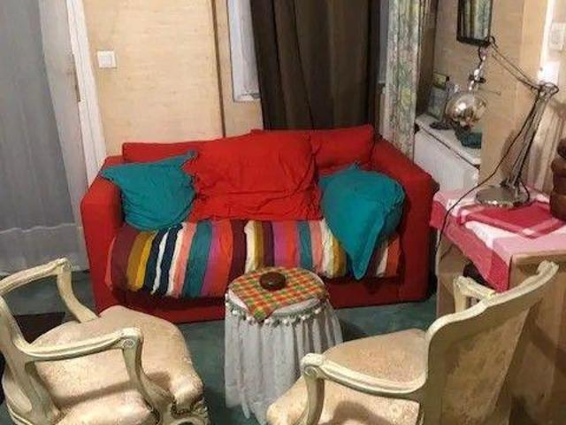 Beau studio meublé 25m²
