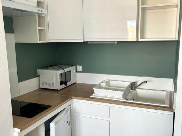 Beau studio meublé 26 m² en plein centre ville