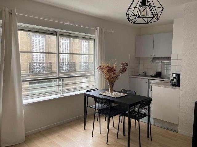 Beau studio meublé 26m²avec parking
