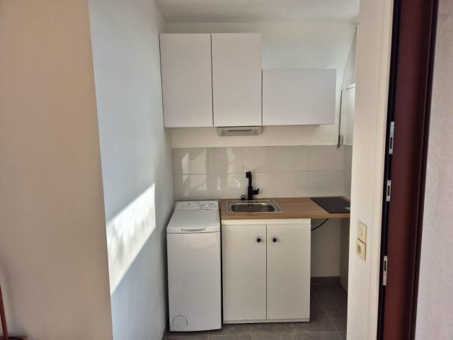Beau studio meublé 26m² avec terrasse