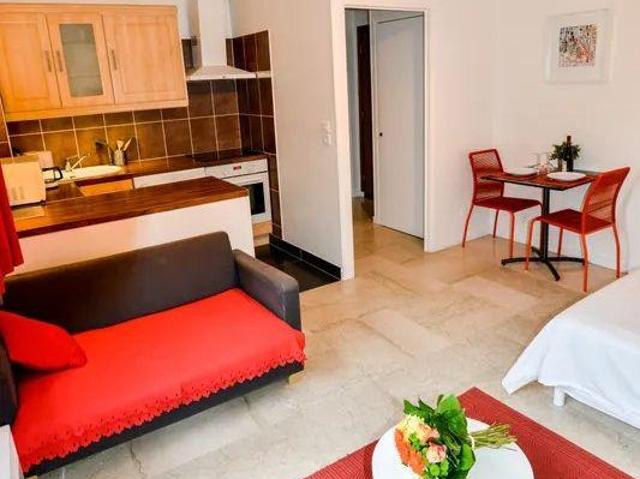 Beau studio meublé 28m² calme et lumineux