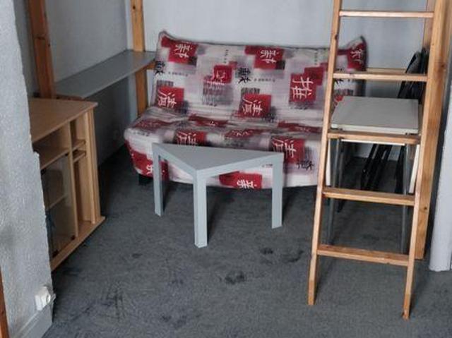 BEAU STUDIO MEUBLE 28M² LYON 1er