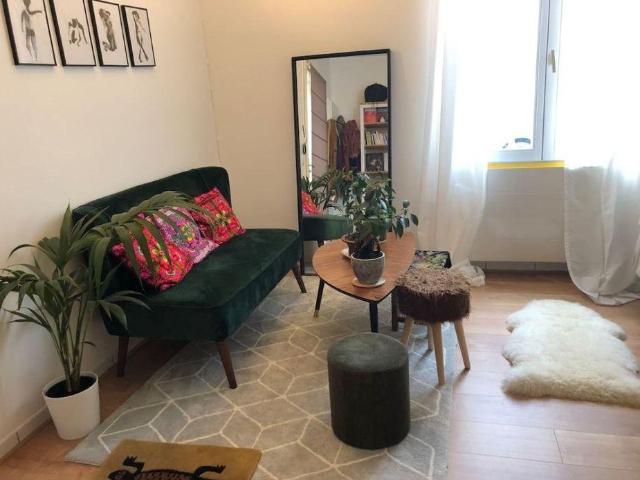 Beau studio meublé 28m quartier agréable, calme