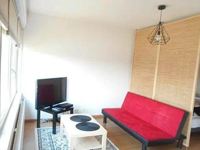 Beau studio meuble 30m² en zone Linkling
