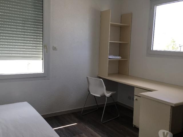 Beau studio meublé