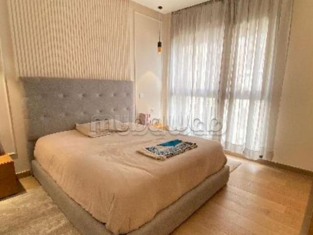 Beau studio meublé
