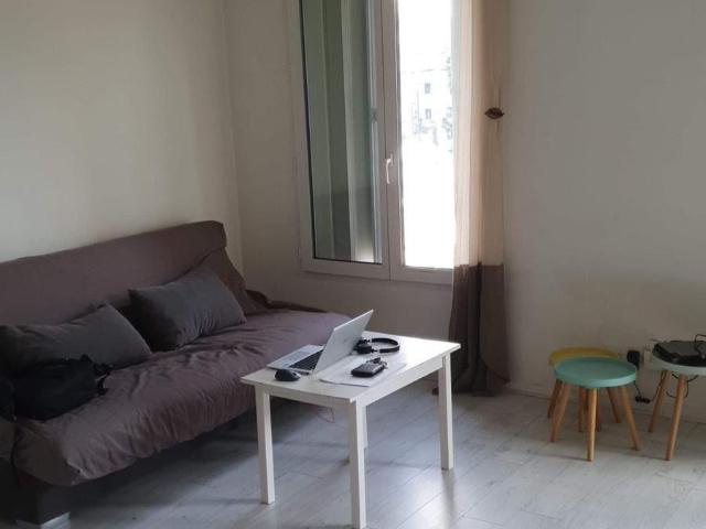 Beau studio meublé 32m²