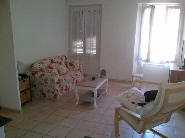 Beau studio meublé 36m² avec balcon calme lumineux
