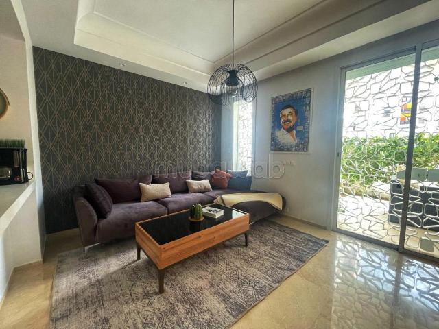 Beau STUDIO MEUBLÉ avec jardin privé à louer CFC