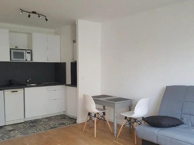 Beau studio meublé bien équipé 32m² lumineux