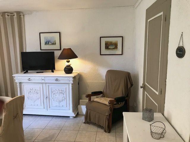 Beau studio meublé dans belle maison de caractère