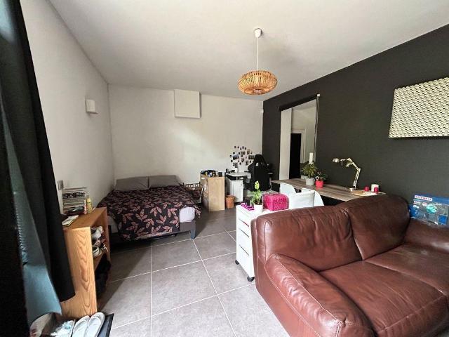 Beau studio meublé de 30m²