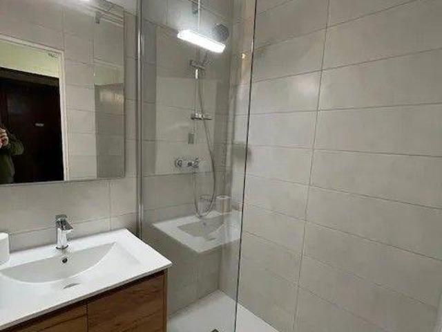 Beau studio meublé et rénové 23m²