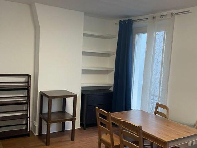 Beau studio meublé lumineux 21m2 Paris XI
