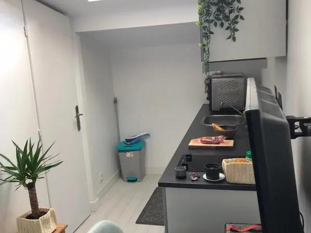 Beau studio meublé rénové 15m² centre Bordeaux