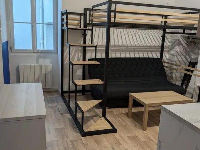 Beau studio meublé rénové 24m² Ile de Versailles