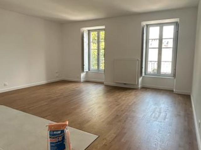 Beau studio neuf au centre ville de Quimper