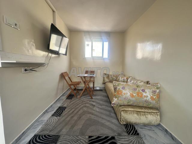 Beau studio neuf très bien équipé