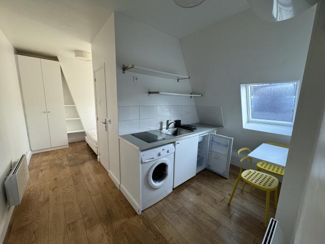 Beau studio Pereire