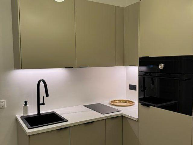 Beau studio rénové et équipé 21m² BAIL CIVIL