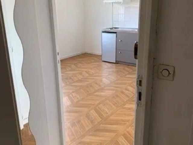 Beau studio refait à neuf 17m² avec jardin col