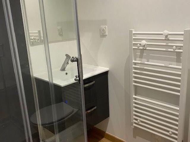 Beau studio refait à neuf 22m²