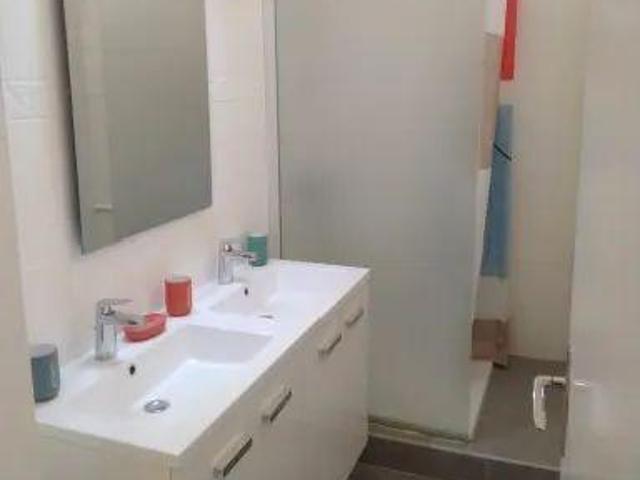 Beau T4 meublé et équipé 60m² Centre ville