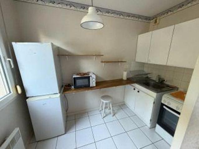 Beau T1 meublé de 31m² + terrasse 6m²